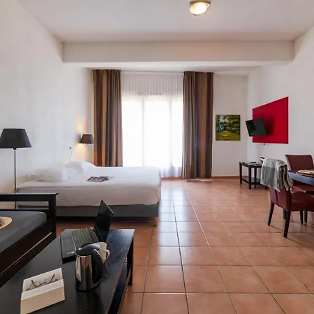 Cerise Sud Hotel 3*