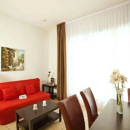 Cerise Sud 3* Carcassonne