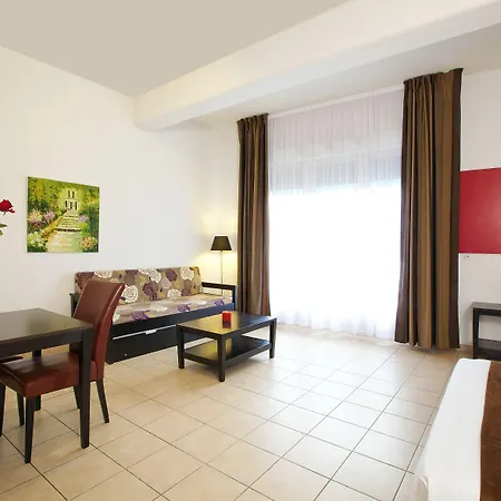 Cerise Sud 3*
