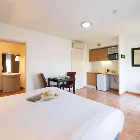 Hotel Cerise Sud Carcasona