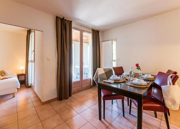 セリーズ シュッド 3* カルカソンヌ