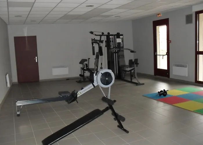 ホテル セリーズ シュッド 3*