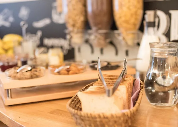 Cerise Sud 호텔 3*